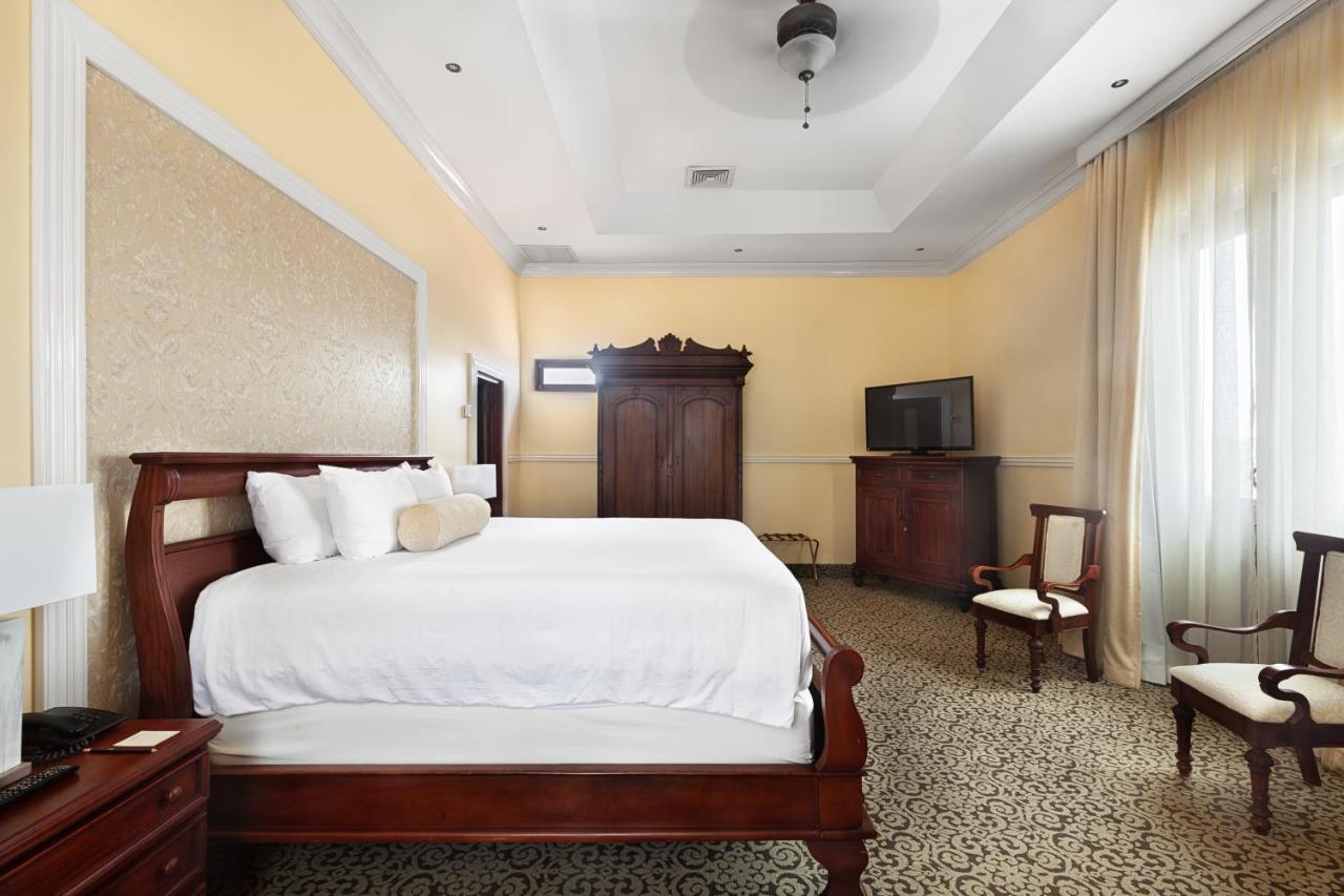 Hotel La Perla León Dış mekan fotoğraf