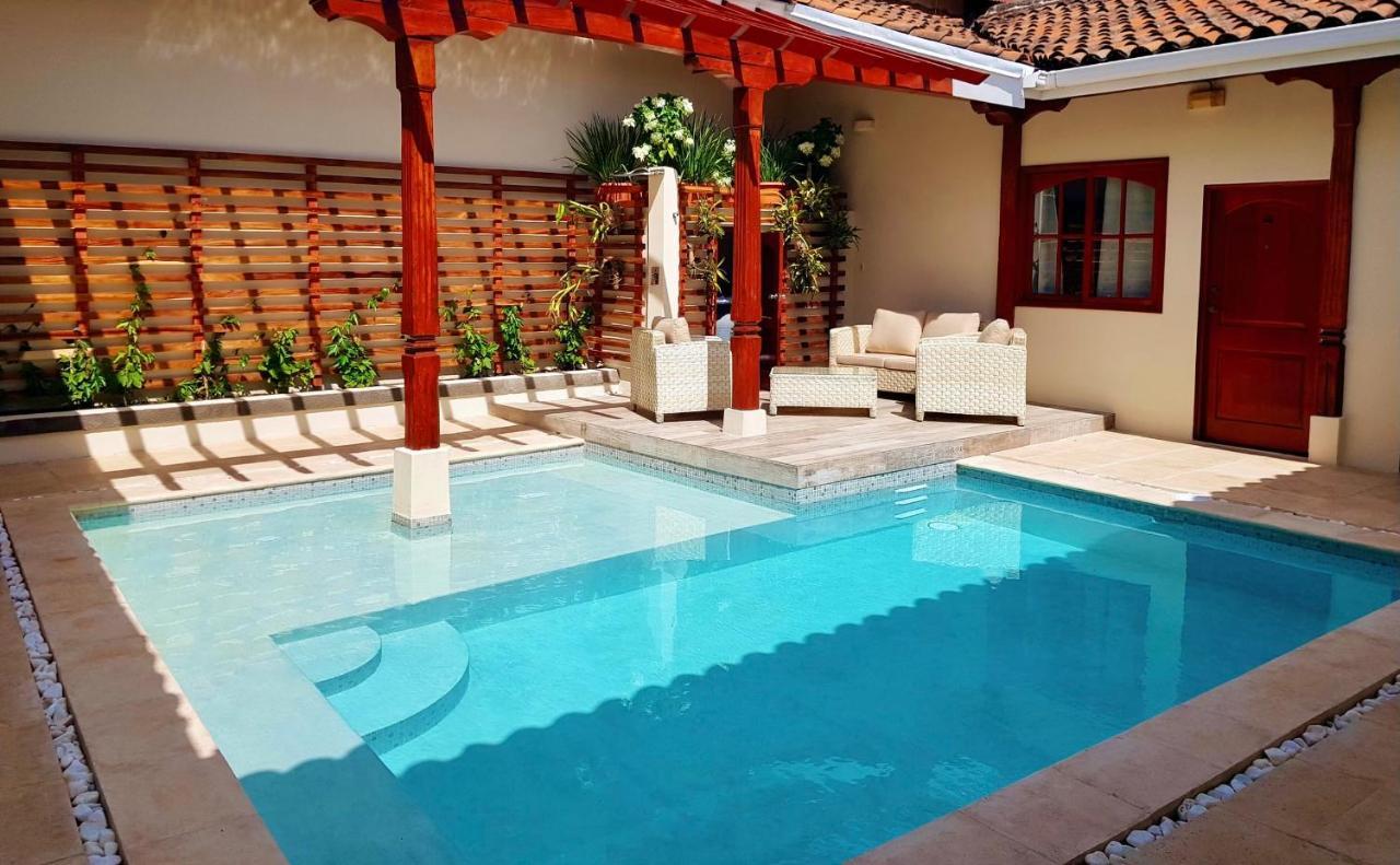 Hotel La Perla León Dış mekan fotoğraf